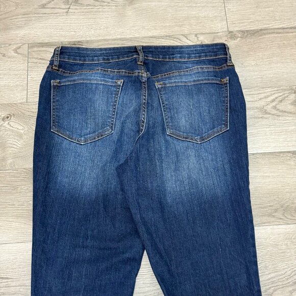 Old Navy Rockstar Mid Rise Ankle Jeans Size 12 Straight Leg Womens Dark Wash - Picture 5 of 13
